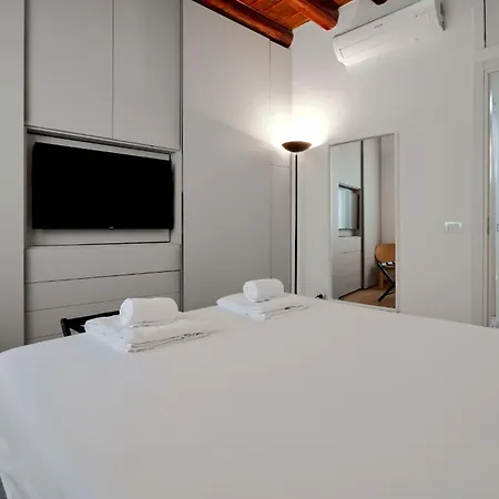 Apartment Bramante In Brera Milan