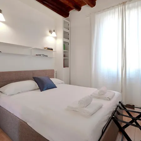 Apartment Bramante In Brera